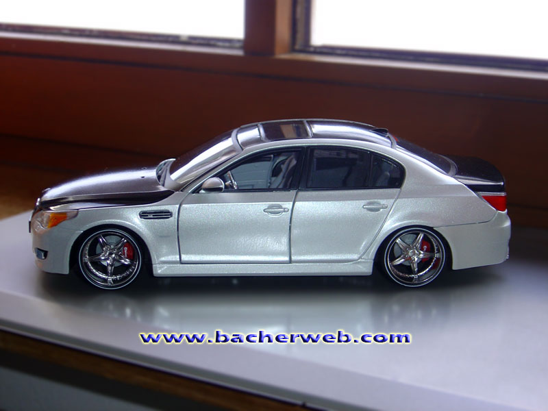 Collector model BMW M5 tuning